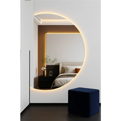 Lustro AMOUR LED – okrągłe lustro łazienkowe ze ściętym bokiem i podświetleniem | nowoczesny design